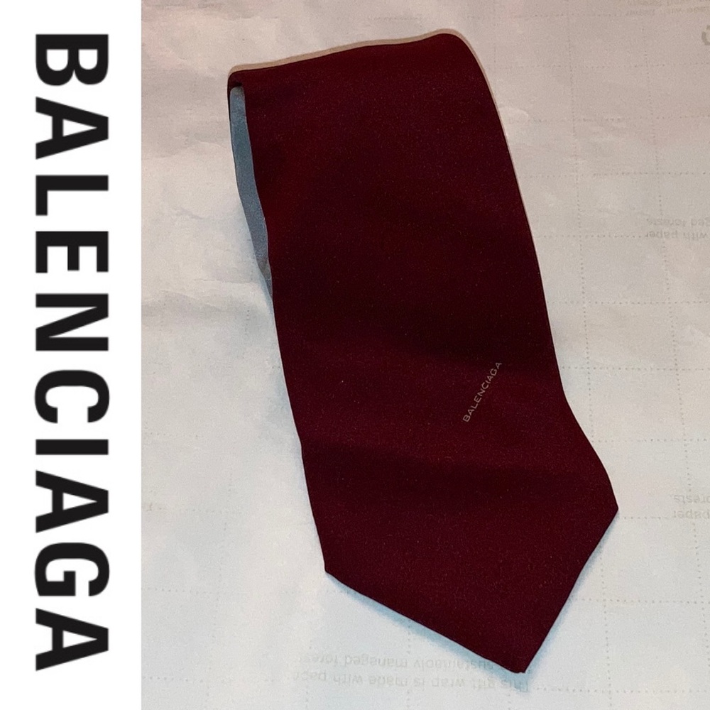 ❌💰SOLD💰❌Vtg 1970s BALENCIAGA Paris Necktie Silk Tie